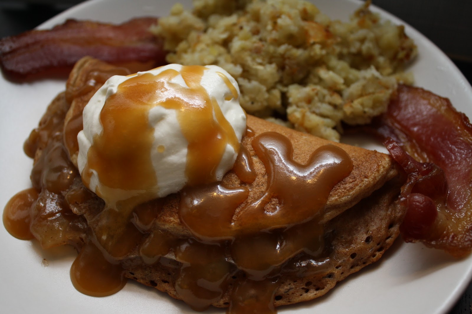 Elizabeth's Daisies Stuffed Pancakes with Caramel Syrup