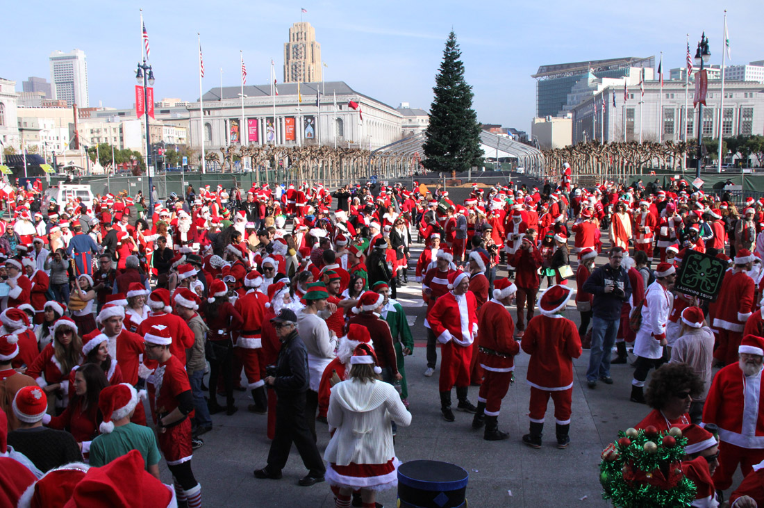 AVCR8TEUR'S PHOTO BLOG Santacon San Francisco Style