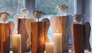 doberman 39 s by the sea christmas angels out of wood logs christmas dobermans