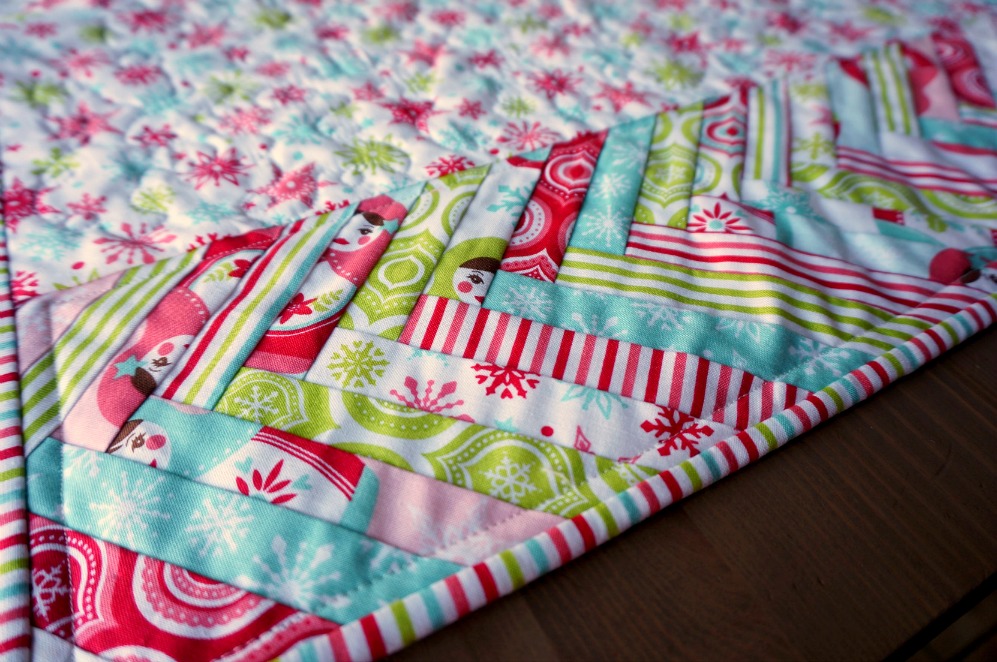 Ameroonie Designs Antique Ribbon Table Runner Pattern Review