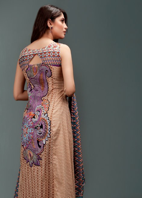 Long frocks  pakistani dresses  mehndi designs Long frocks  pakistani dresses  mehndi designs