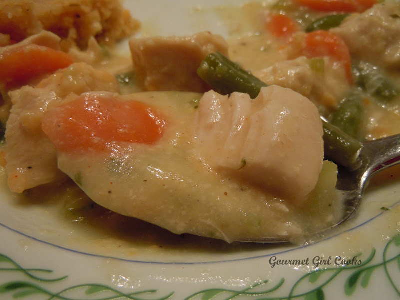 Gourmet Girl Cooks Chicken Pot Pie w/ Cheddar Herb Almond Crust