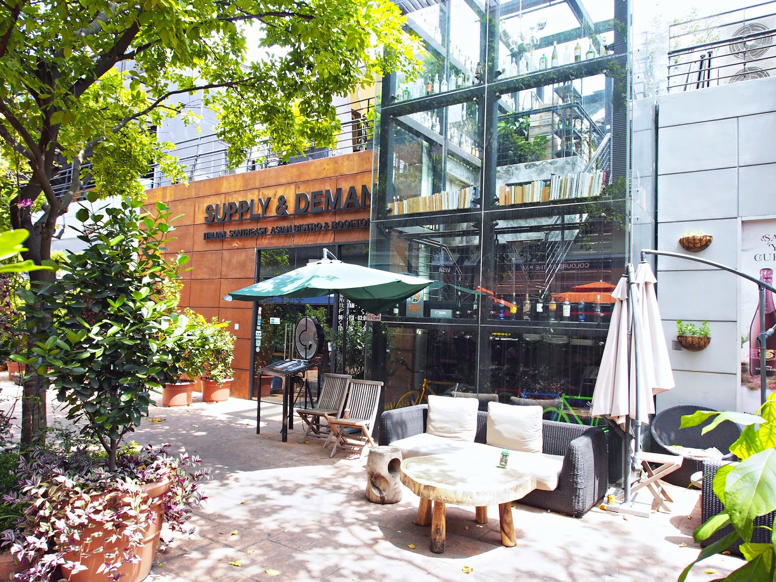 YOU + ME captured moments Food Supply and Demand Restaurant