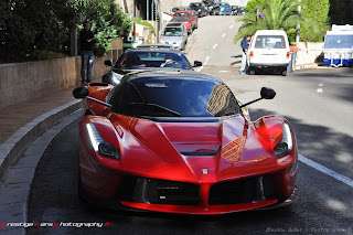 Erster Ferrari LaFerrari in Privatbesitz auf öffentlichen Straßen von Monaco gespotet