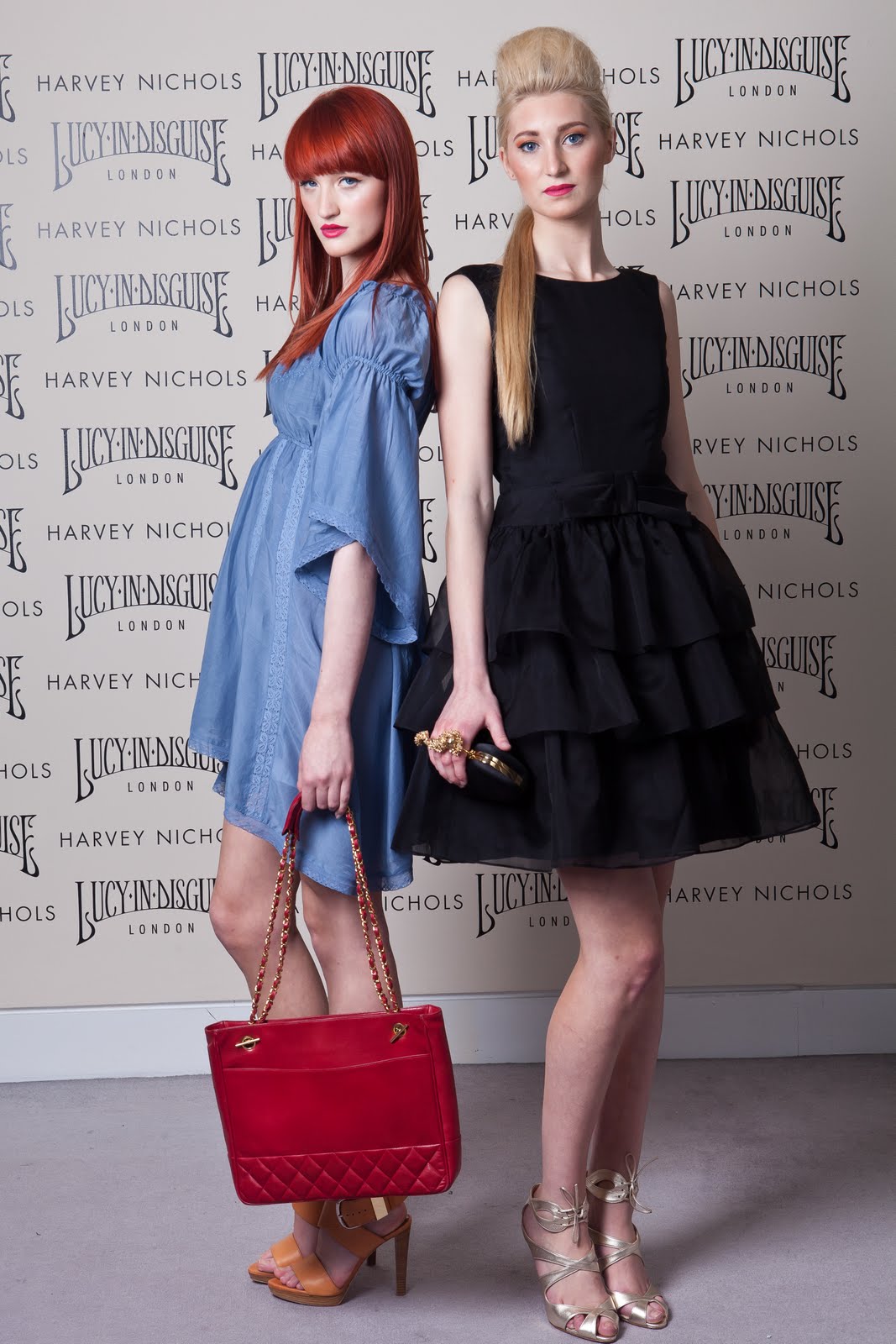 http://4.bp.blogspot.com/-THCCXnAXxsM/TfPkf27U4tI/AAAAAAAABUs/-SSWd2c8l98/s1600/LucyInDiguiseModels-5.jpg