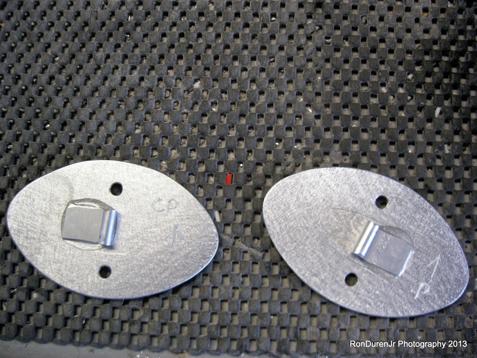 Ron's RV7 Factory Hinge Pin Covers HOBBS 2234.0 hrs