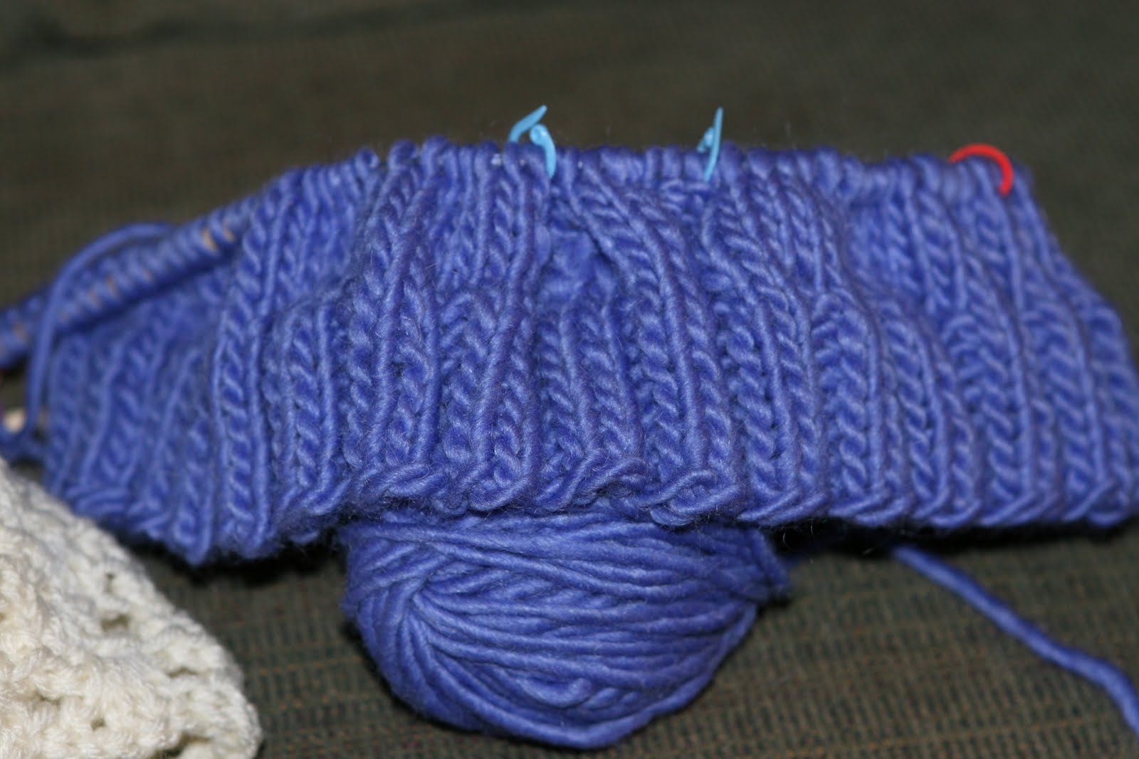 Crochet vs Knitting Easier