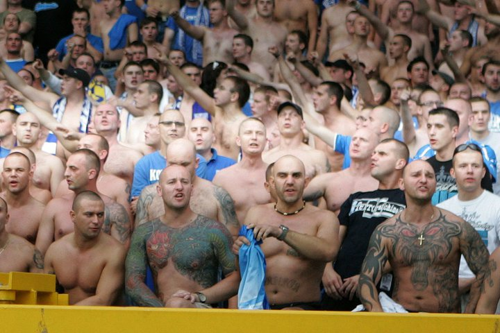 Hooligan, Ultra, Supporter. Que sont ils ? Blog+lech+poznan
