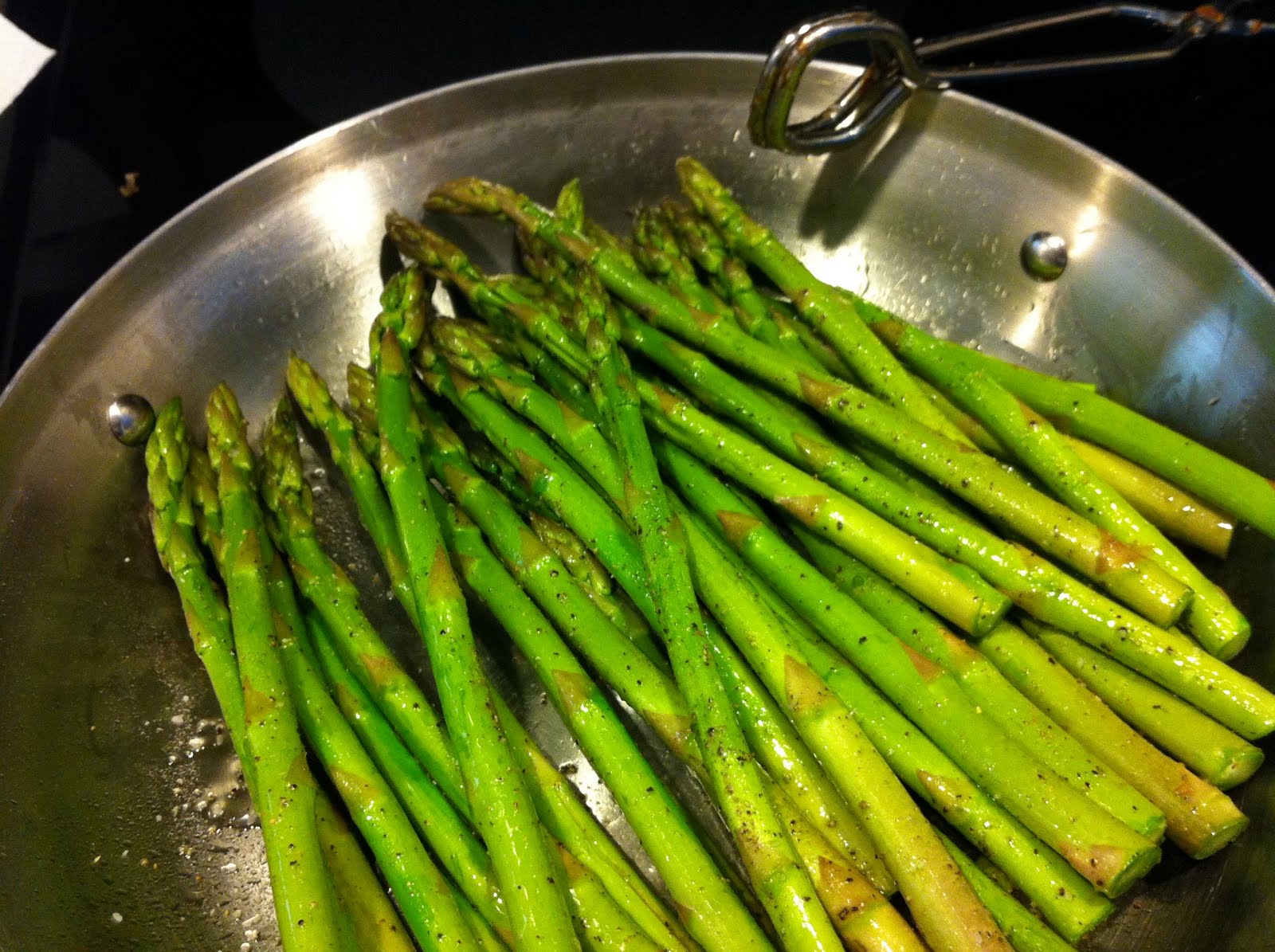 Kitchen and Craft Adventures Sauteed Asparagus and Blender Hollandaise