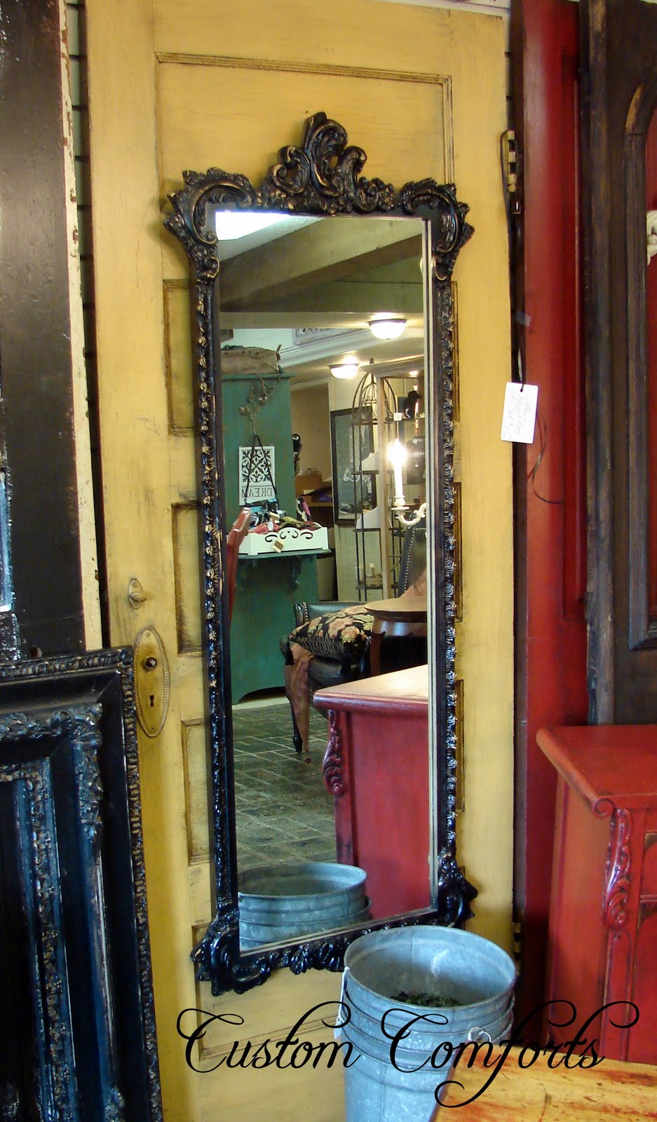 Custom Comforts Fantastic Furniture