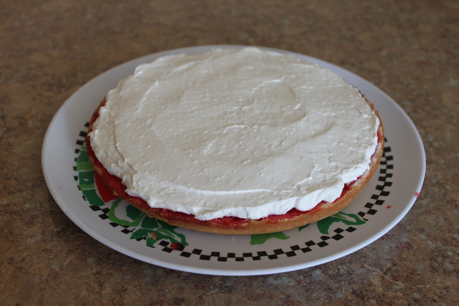 Mountain Mama Strawberry Kiwi Cake