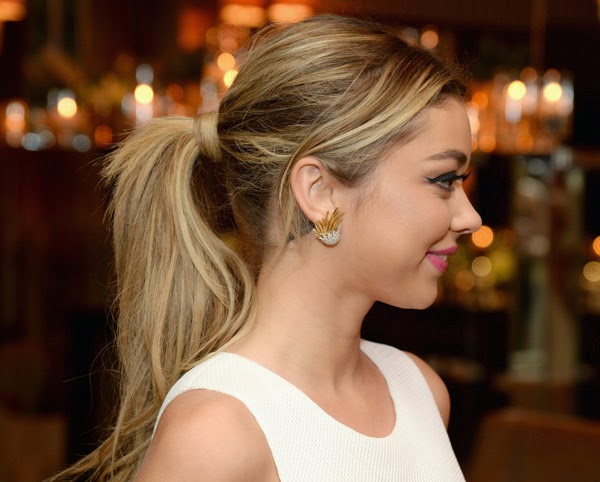 Beautytiptoday Com Loving Sarah Hyland S Super Long Blonde