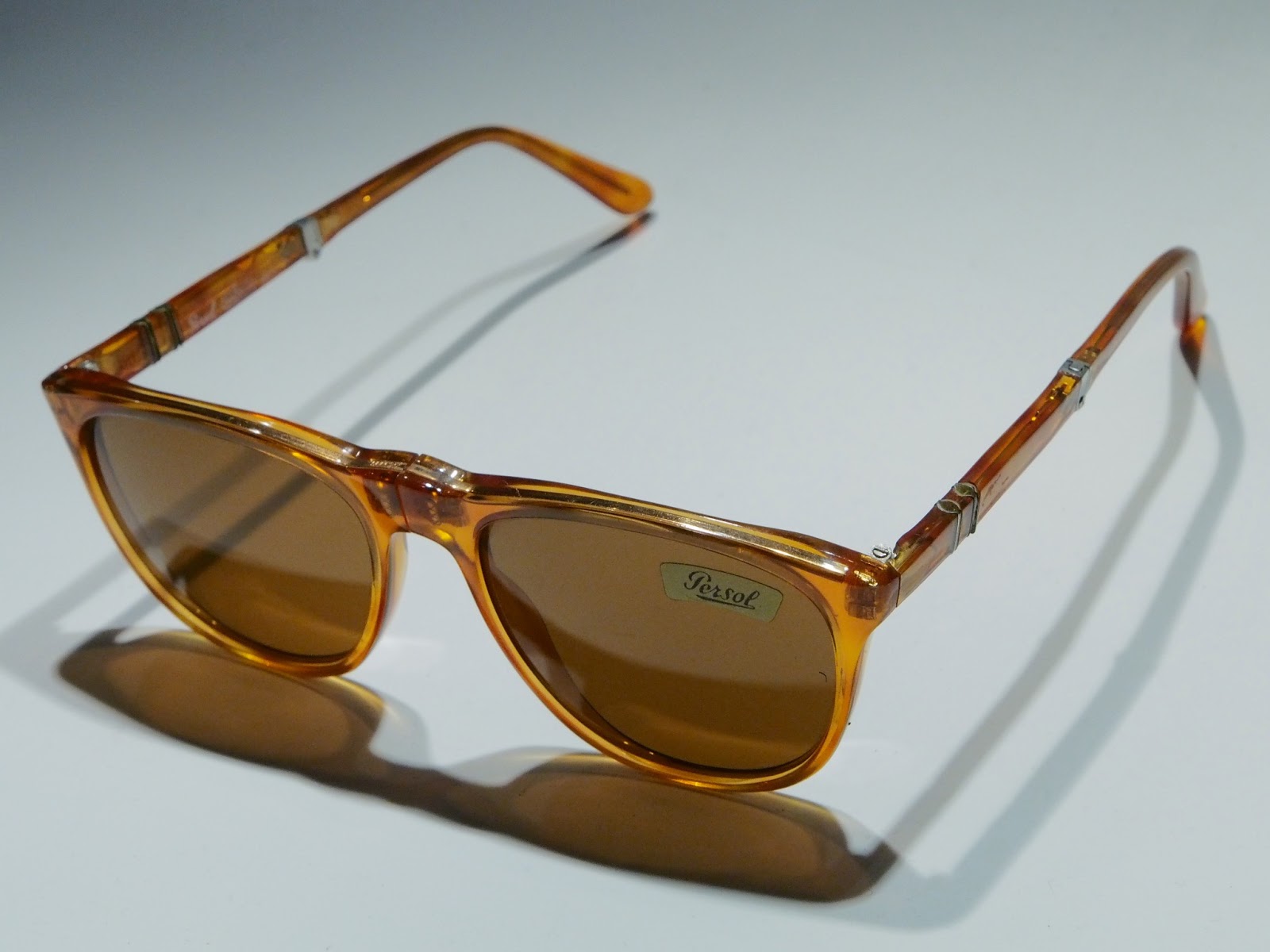 SPEAKEASY: デッドストック ヴィンテージサングラス Persol ratti 811