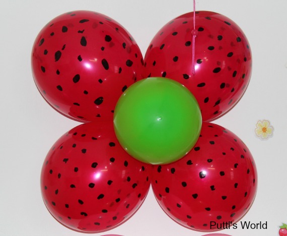 Strawberry Themed Birthday Party Strawberry Themed Birthday Party DIY Balloons
