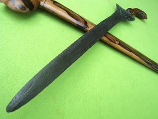 keris pusaka Keris sangkelat Keris joko wuru Keris nogo sosro Keris nogo siluman Keris nogo rojo Keris nogo liong Keris pasoepati (pasopati) Keris singo barong Keris nogo sosro sabuk inten Keris sinom (panji anom) Keris carito gandu Keris brojo Keris tilam upih Keris tilam sari Keris jalak Keris jalak ngore jalak nyucup madu jalak sumelang gandring jalak tilam sari jalak dinding wora wari sempono bungkem Keris carito geneng carito prasojo pandowo cinarito (pandawa cinarita) pandowo lare (pandowo lare) carito keprabon Keris kolo ngunyeng kebo giri kebo slurung kebo kantong maheso lajer joko lola panji semedi panji sekar parung sari sempaner jaruman jaran goyang putut kembar karno kinanding panimbal sabuk tampar sombro betok karawelang jangkung bimo kurdo gumbeng pulanggeni condong campur kalamisani mudarang yuyu rumpung mesem ron teki dungkul kelap lintah sujen ampel lar ngatapmayat miring kanda basuki pinarak sepang cengkrong damar murup jalak ngoceh kalanadah balebang pundak setegal naga kikik lar monga tebu sauyun anoman rara siduwa carubuk megantara (megantoro) kidang soka kidang mas buto ijo sempana kalentan carita kanawa kidang milar santan caluring lung gandu mahesa nabrang carita buntala sepokal bando pamor udan mas Pamor blarak sineret Pamor untu walang Pamor melati rimonce Pamor melati sinebar Pamor bendo segodo Pamor uler lulut Pamor tumpal keli Pamor blarak ngirit (Pamor belarak ngirit) Pamor buntel mayit Pamor kenongo ginubah Pamor wahyu tumurun Pamor pancuran mas Pamor linggayoni Pamor ngulit semongko Pamor wos wutah Pamor beras wutah Pamor pedaringan kebak Pamor adeg wengkon Pamor adek Pamor tejo kinurung Pamor putri kinurung Pamor kol buntet Pamor batu lapak Pamor lintang kemukus Pamor gajah gelar Pamor sekar kopi Pamor mrutu sewu Pamor mrutu sewu Pamor bulu ayam Pamor mlinjon Pamor tunggak semi Pamor tundung musuh Pamor jimbang kinurung Pamor toya mbambek Pamor ombak segoro Pamor jolo tundo Pamor tirto tumetes Pamor jung dunyo Pamor nogo rangsakeris pusaka sempaner tosan aji keris kyai setan kober keris empu gandring keris nogososro sabuk inten keris pulanggeni keris kolomunyeng keris brojoguno keris ampuh keris pusaka sakti tombak kyai pleret pamor blarak sineret pamor udan mas ng Pamor kuto mesir