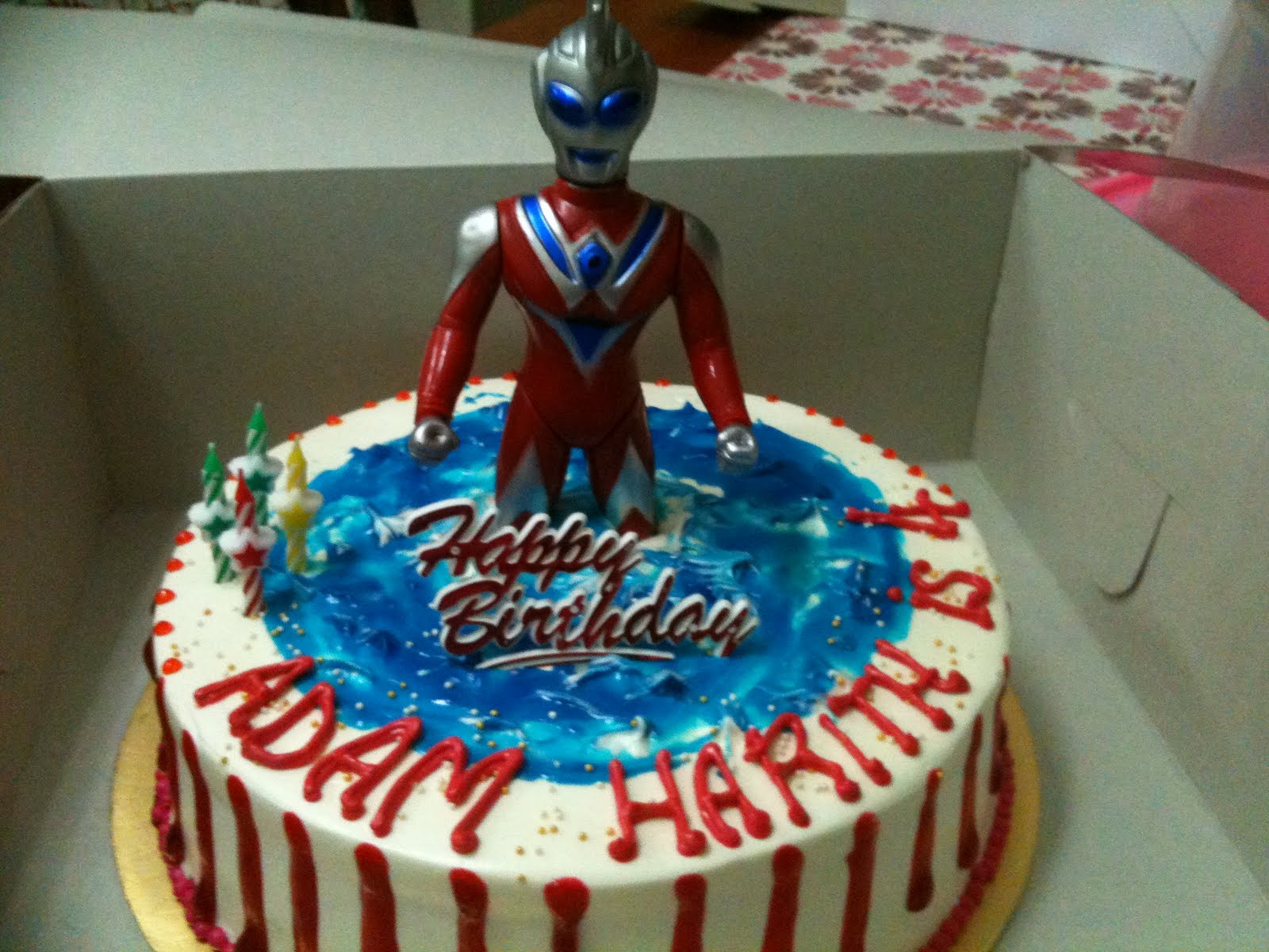 MamaBisya Cake House: Ultraman Birthday Cake