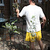 A Lesson from Tim in DIY Flower Arrangement