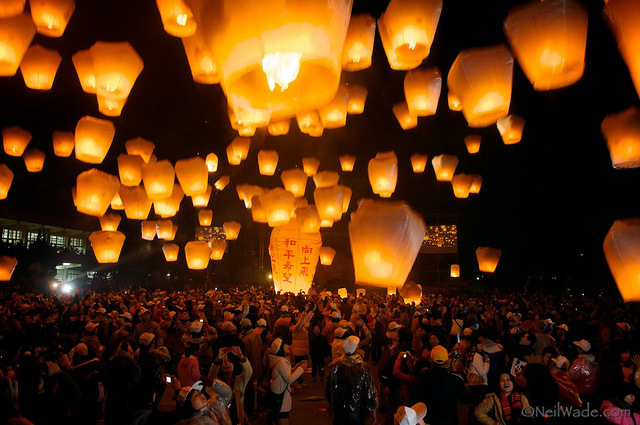 new year lanterns where to buy blackzilla takes taiwan pingxi sky lantern festival new year lanterns where to buy blackzilla takes taiwan pingxi sky lantern festival