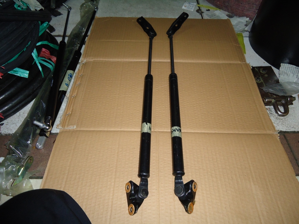 shock bagasi mobil shock bagasi pintu belakang shock bagasi mobil shock bagasi pintu belakang