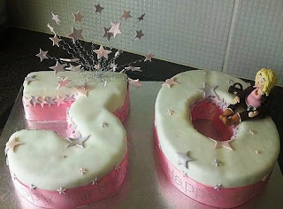 Birthday Cake | Cupcake: 09/12/11