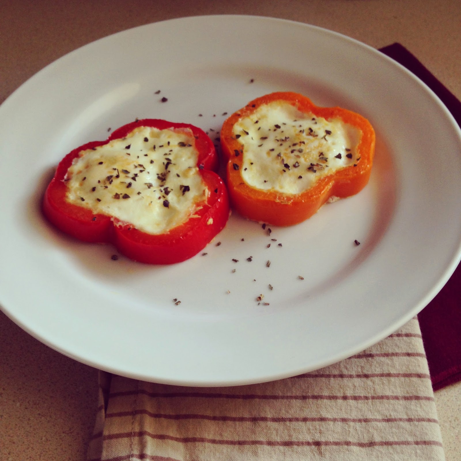 Chow Down Seattle SIMPLE MEALS Eggs in Bell Peppers