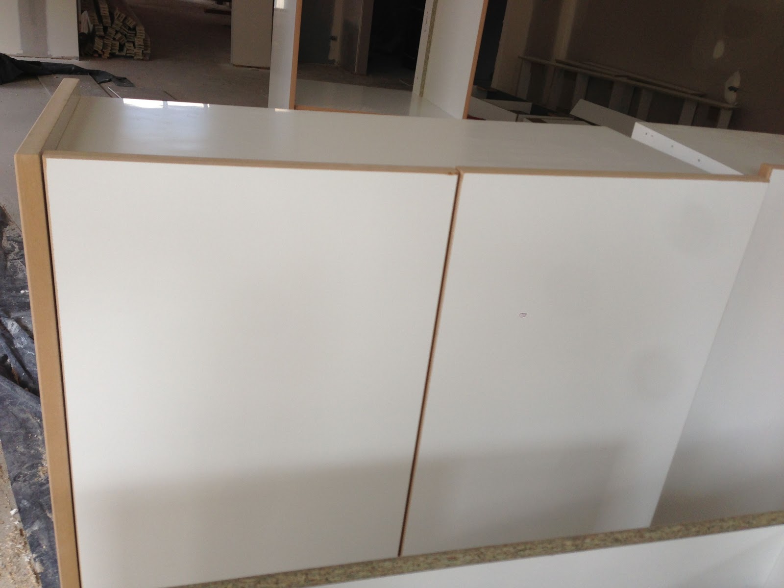 Kitchen cabinet makers cabinets have the weird brown border along the kitchen cabinets