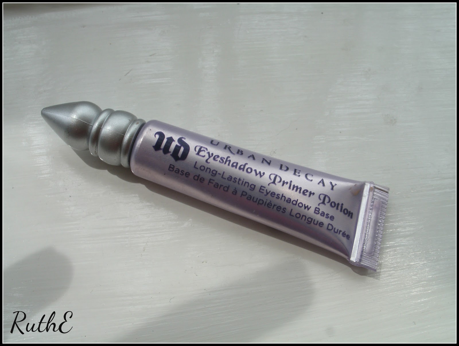 Urban Decay Eyeshadow Primer Potion