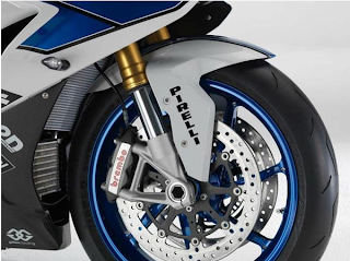 BMW HP4