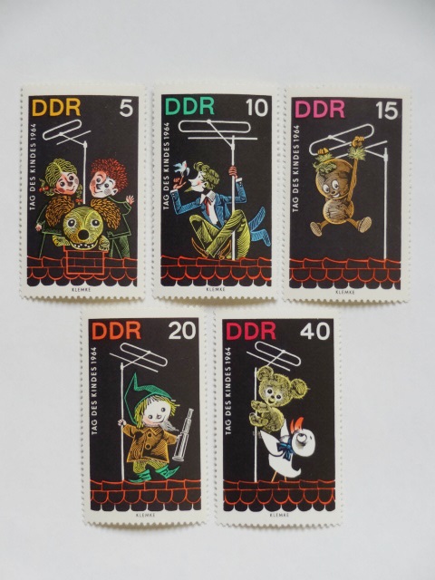 ドイツ 東欧雑貨のrobin S Patch 東ドイツ 西ドイツの記念切手