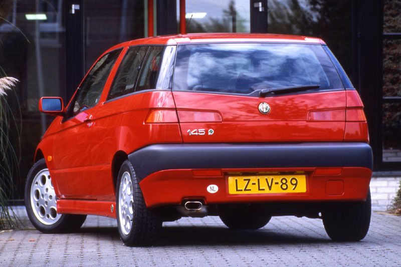 Racing Cigalo Alfa Romeo 145 2 0 Quadrifoglio
