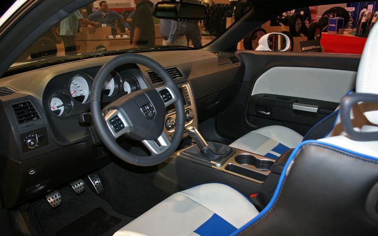 2011 Dodge Challenger STR8