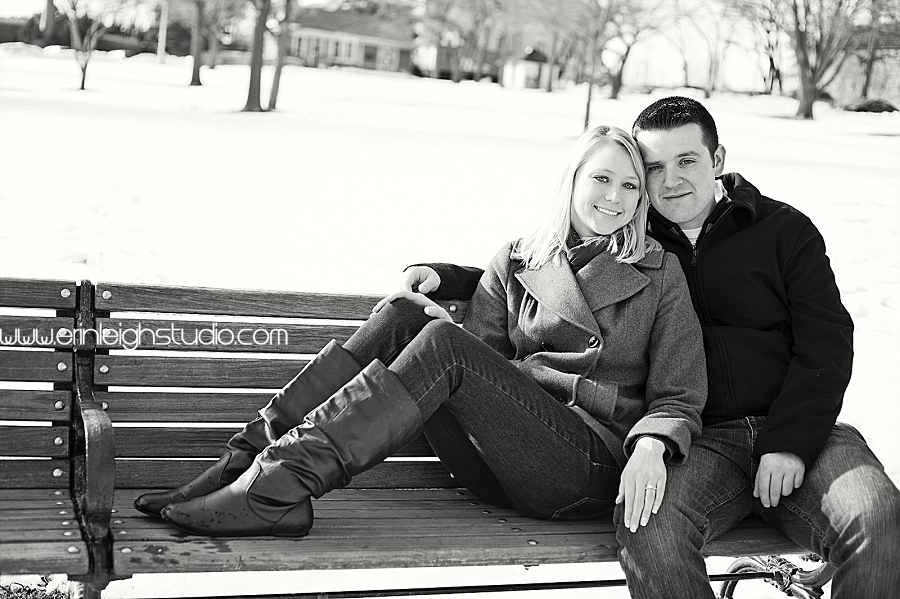 winter-snowy-engagement-shoot