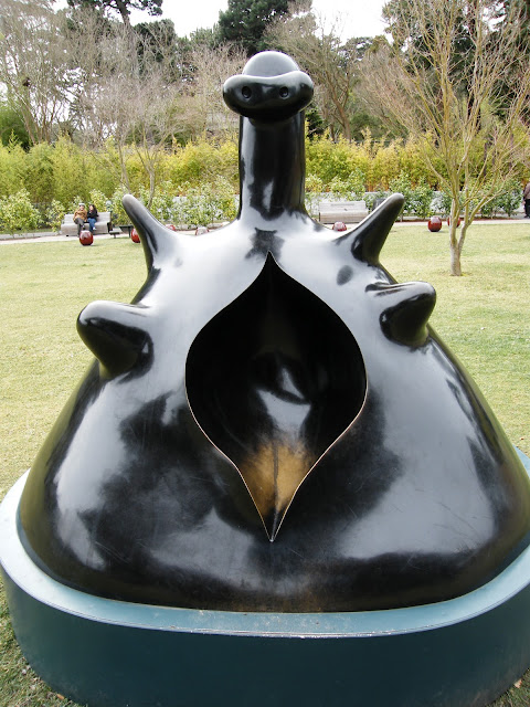 Weird and wonderful piece in the Barbro Osher Sculpture Garden - de Young San Francisco