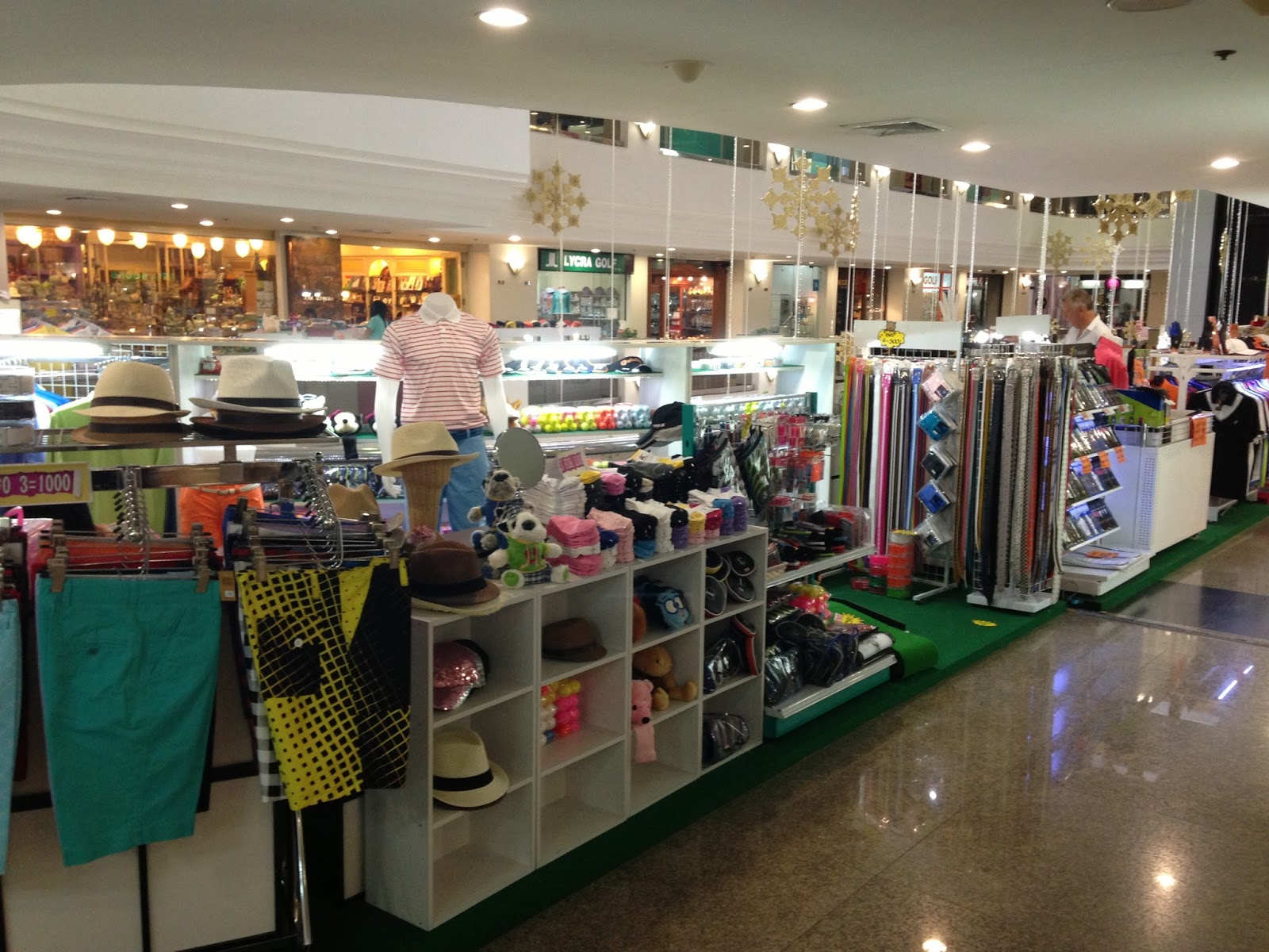 THAI(BANGKOK) LIFE by Peter Hong [TOUR] THANIYA PLAZA Golf equipment