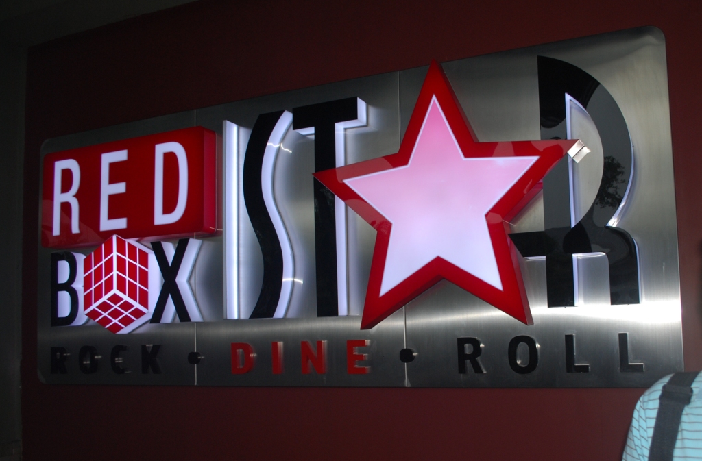 Nurse. Gym Buff. Foodie. Red Box Buffet and Sing All U Can