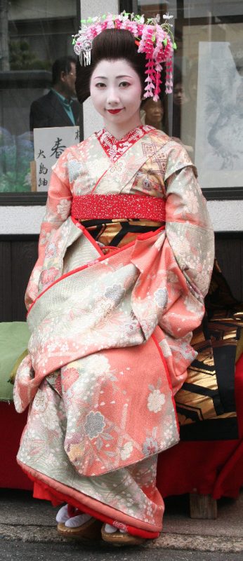 japanese geisha makeup. Geisha