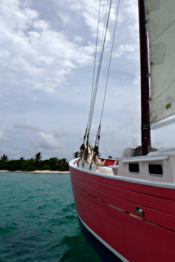 Visiting Petit Tabac, the Jack Sparrow island from Pirates of the Caribbean: Curse of the Black Pearl