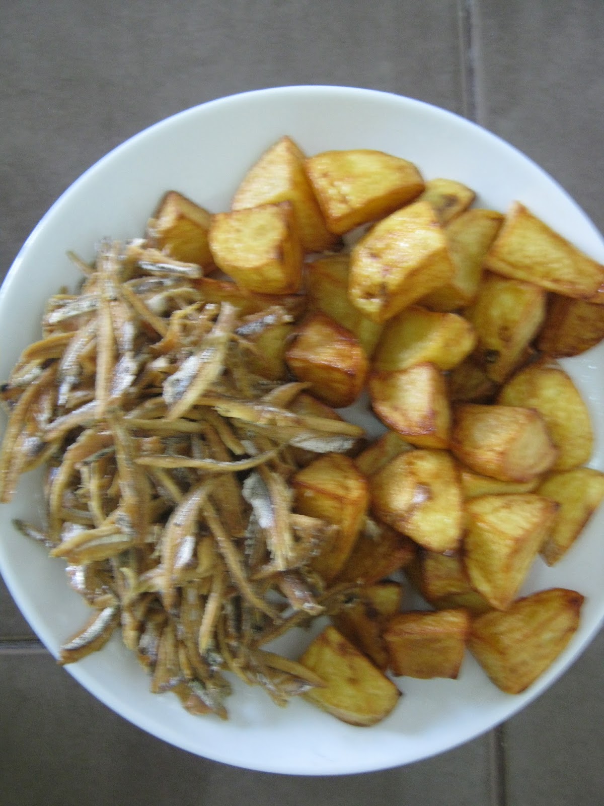 KARI LEAFS Malaysian flavour's ANCHOVIES AND POTATOES SAMBAL