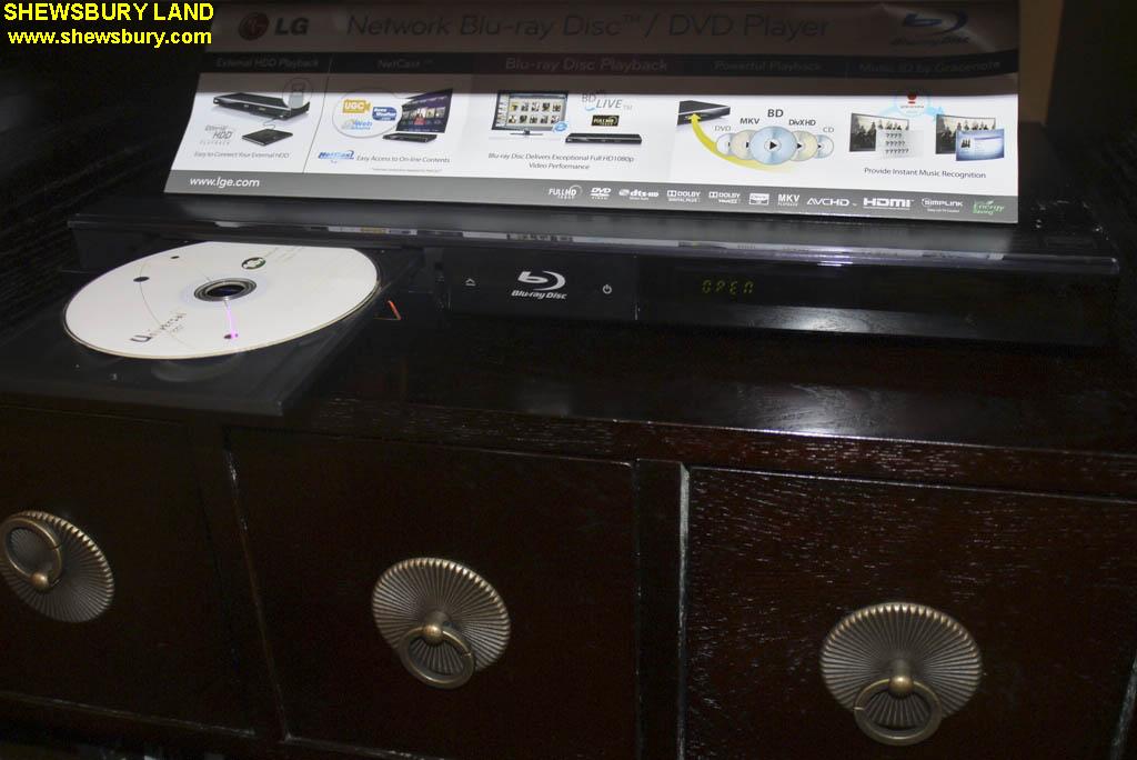 LG BD560 Network Blu Ray Disc and DVD Player