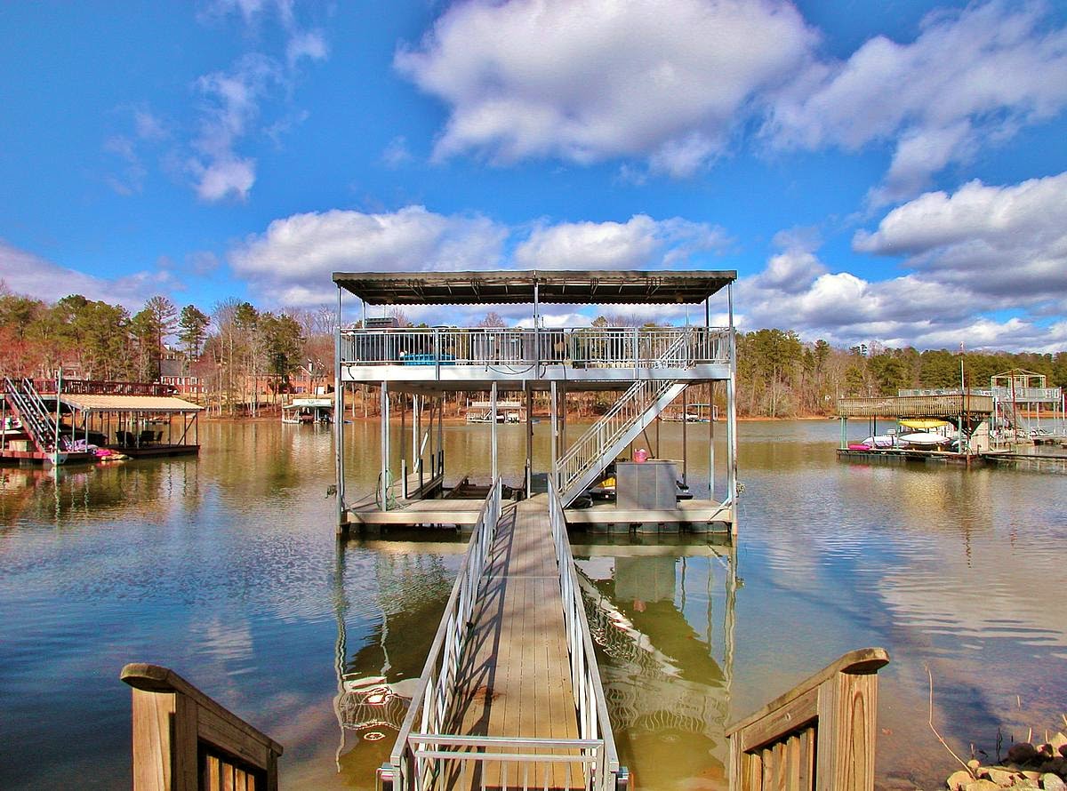 US Corp Resumes Lake Lanier Dock Permits
