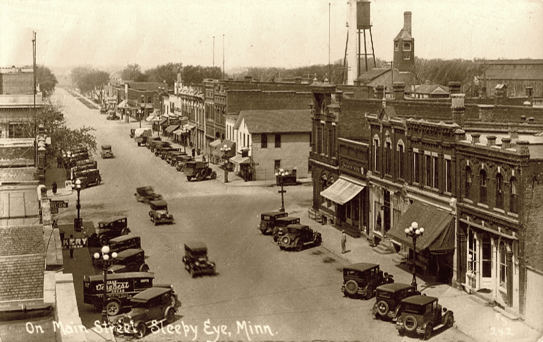 transpress nz traffic in Sleepy Eye, Minnesota, 1929
