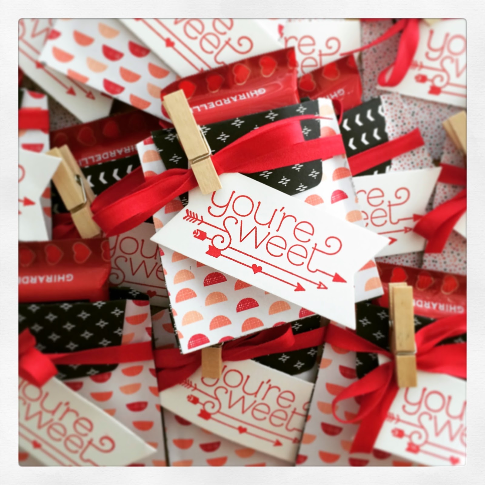 Pink Buckaroo Designs: Simple Valentine Treat Holders