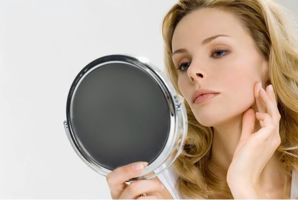 CÓMO ELEGIR LOS ARETES SEGUN TÚ ROSTRO CÓMO ELEGIR LOS ARETES SEGUN TÚ ROSTRO