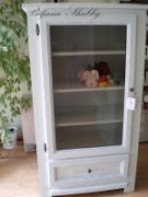 Shabby chic cabinet