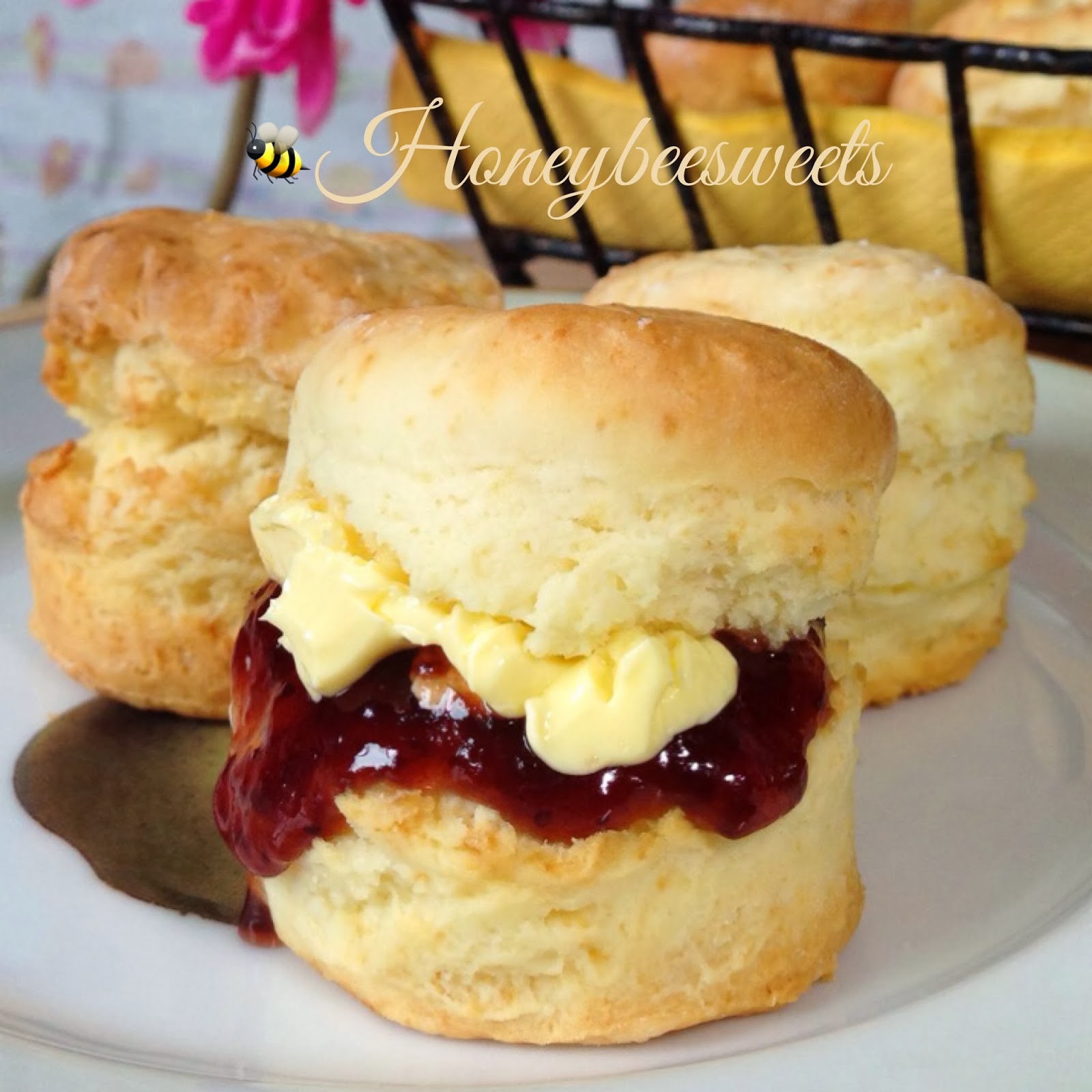 Honey Bee Sweets Buttery Cream Biscuits