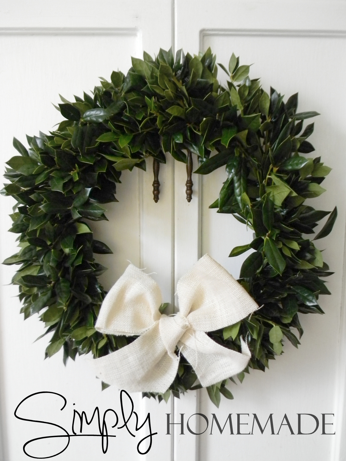 simply homemade DIY Holly wreath tutorial