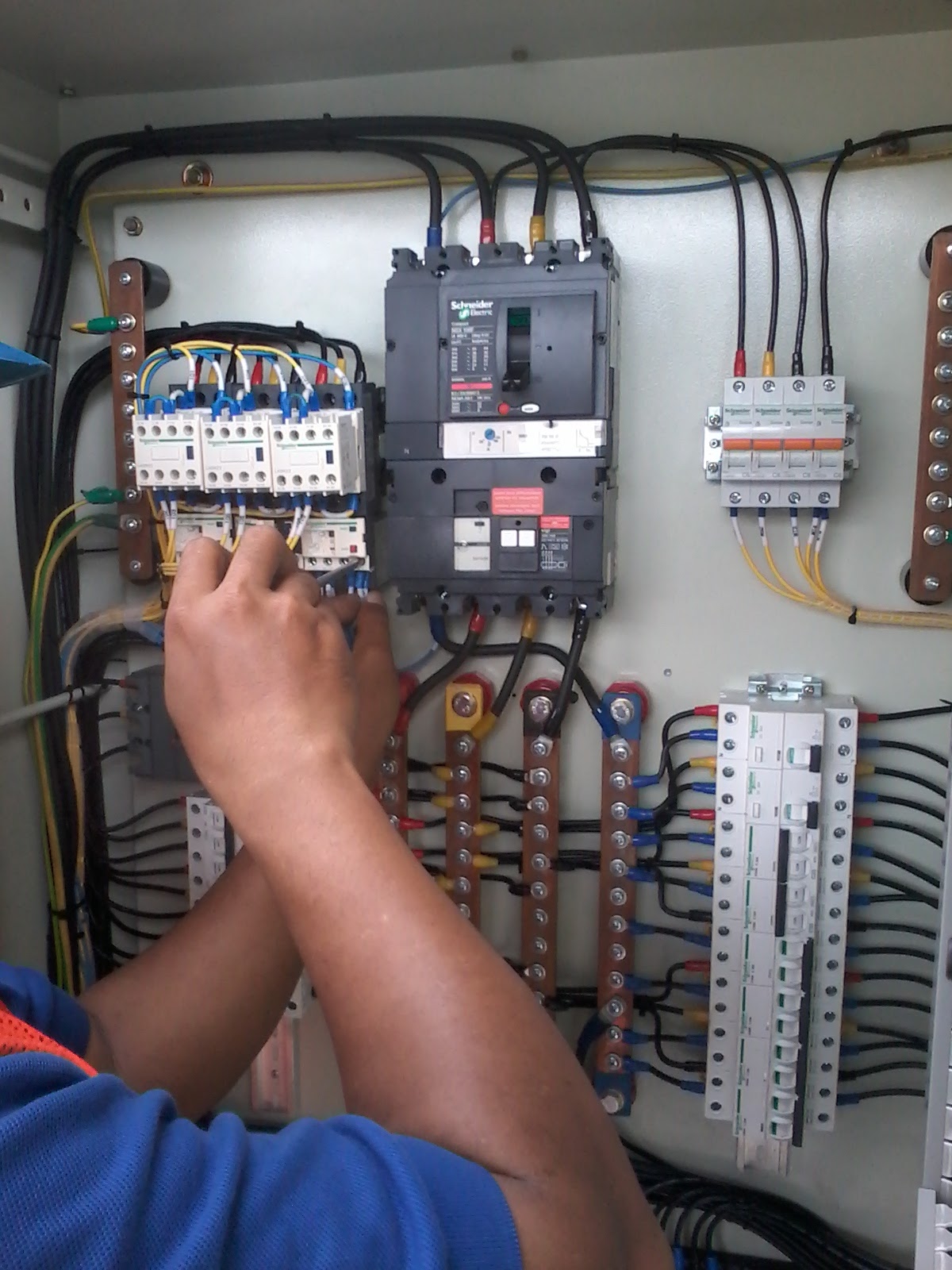 What Is An ELCB/RCD Tester? How Is ELCB Testing Done?