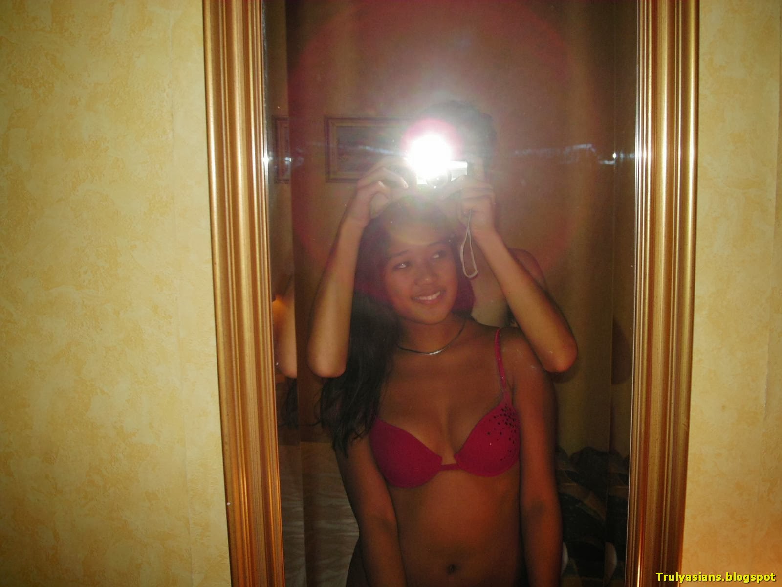 http://4.bp.blogspot.com/-Tk5JYG9_jSM/UkiyN2NtkzI/AAAAAAAAKqs/ReZfS91A3TQ/s1600/trulyasians.blogspot+-+Cute+and+Innocent+Looking+Malay+Girl+Sucking+017+.jpg 4 bp blogspot Tk5JYG9 jSM UkiyN2NtkzI AAAAAAAAKqs ReZfS91A3TQ s1600 trulyasians blogspot