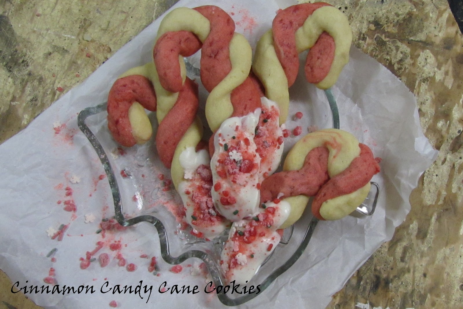 A'lil Country Sugar Taste of Home Cinnamon Candy Cane Cookies