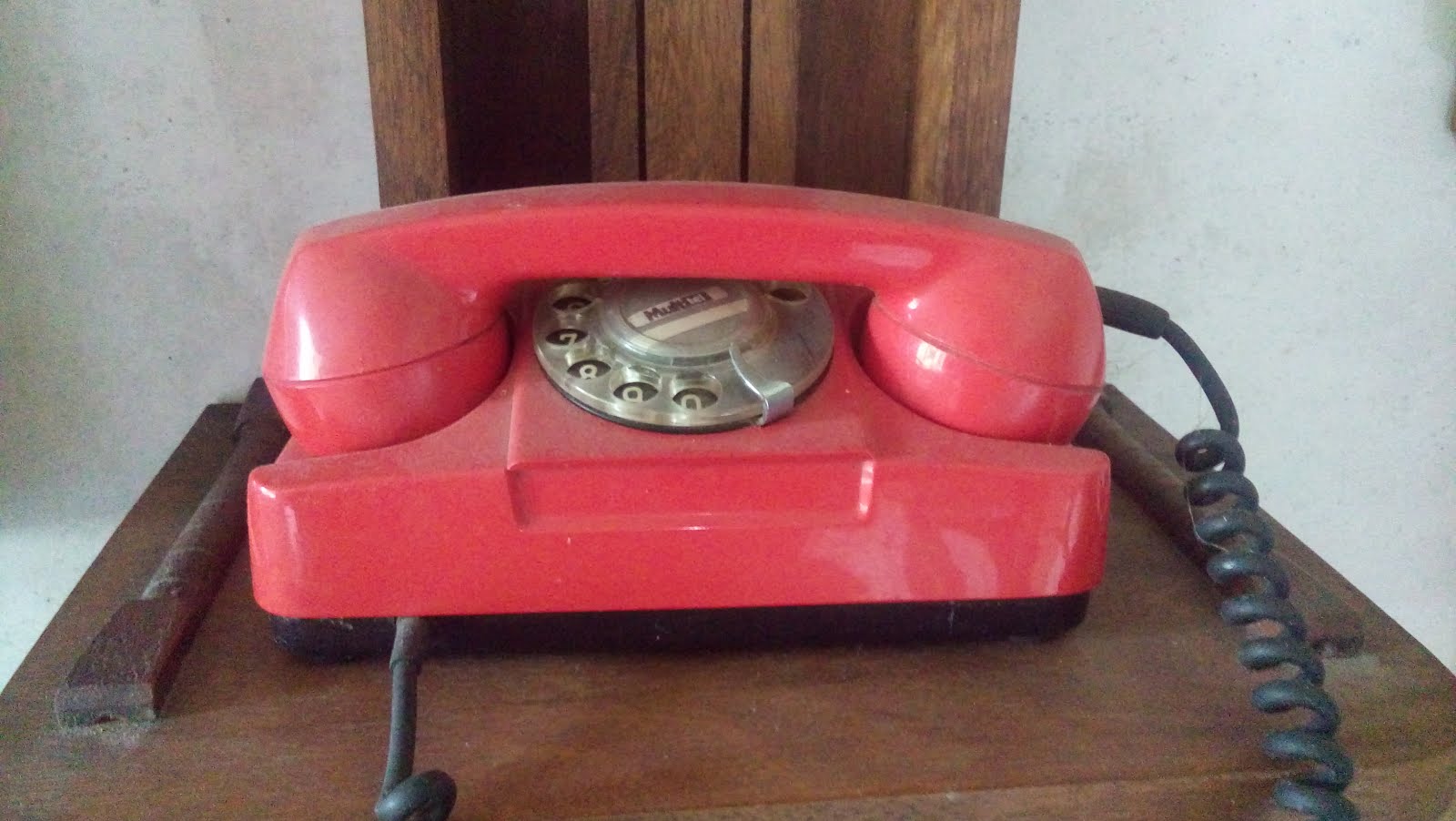 TELEFONE ANTIGO